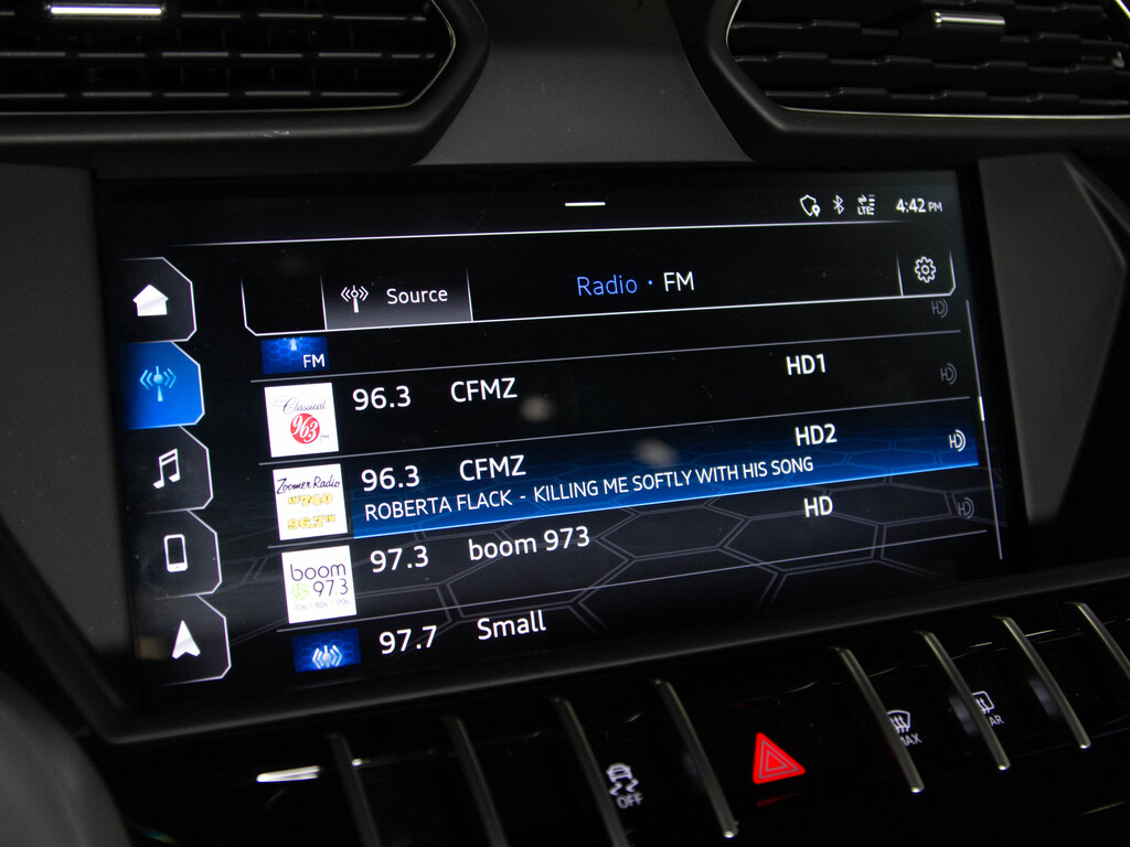 2019 Lamborghini Urus HUD   BO SOUND   DIAMOND STITCH   22"RIM   PANO, 多伦多, 全款车