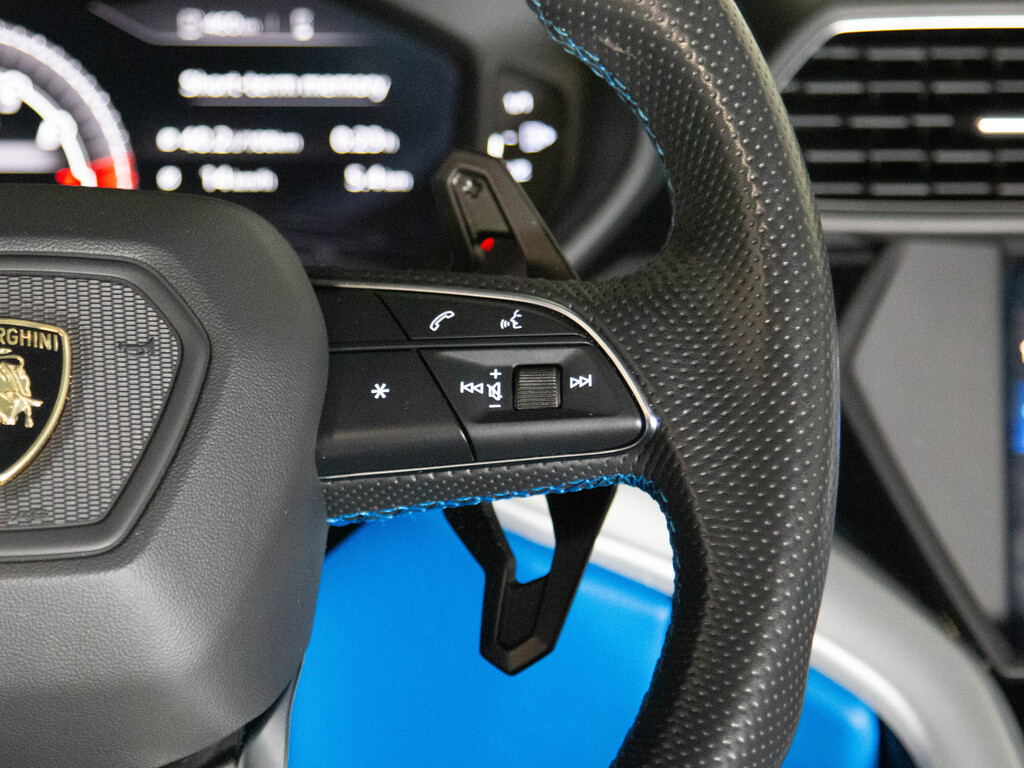 2019 Lamborghini Urus HUD   BO SOUND   DIAMOND STITCH   22"RIM   PANO, 多伦多, 全款车