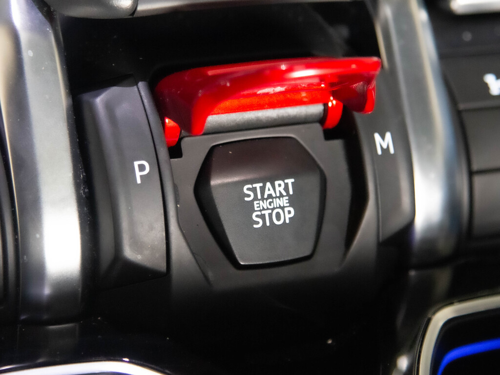 2019 Lamborghini Urus HUD   BO SOUND   DIAMOND STITCH   22"RIM   PANO, 多伦多, 全款车