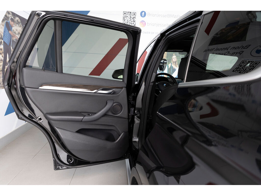 2021 BMW X1 xDrive28i, 温哥华, 全款车