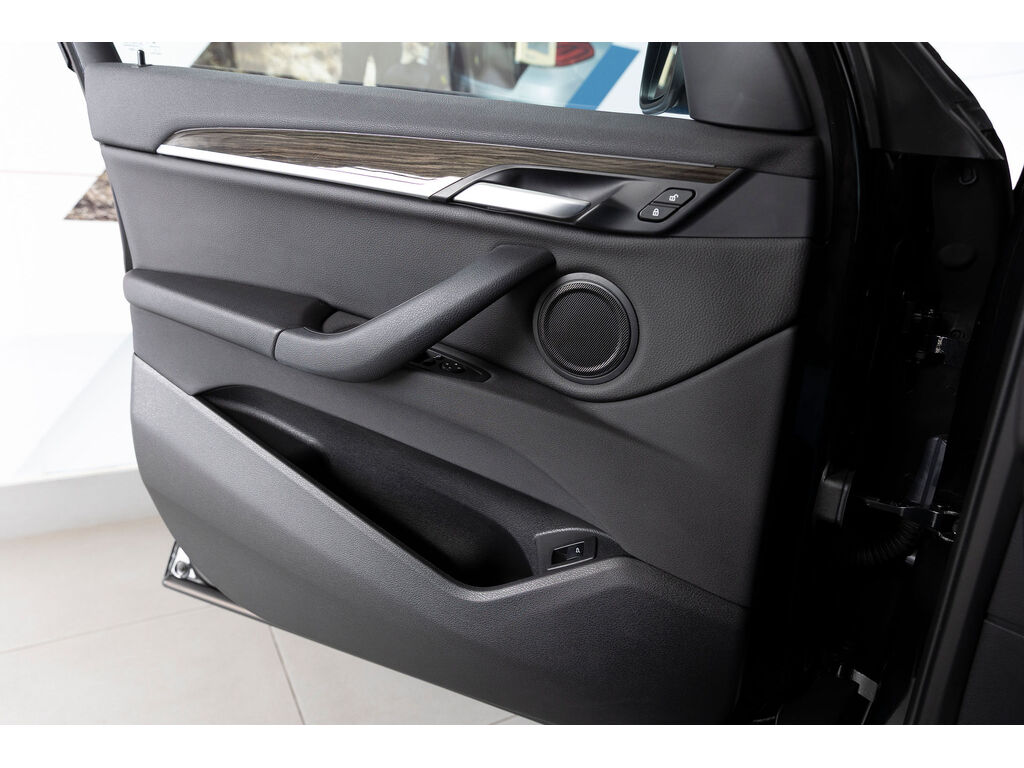 2021 BMW X1 xDrive28i, 温哥华, 全款车