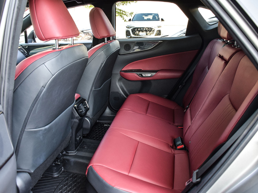 2023 Lexus NX 350h NX 350h, Toronto, Cash