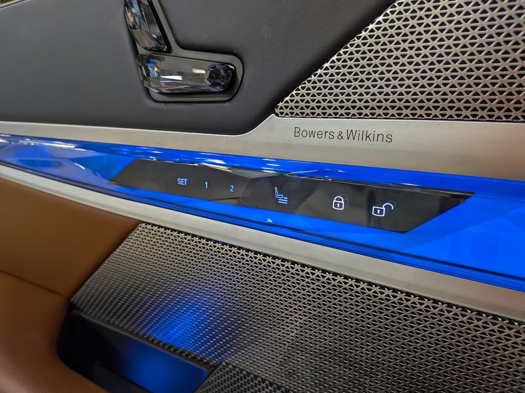 BMW i7 2023