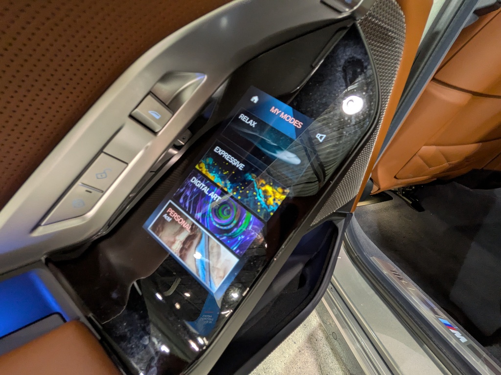 BMW i7 2023