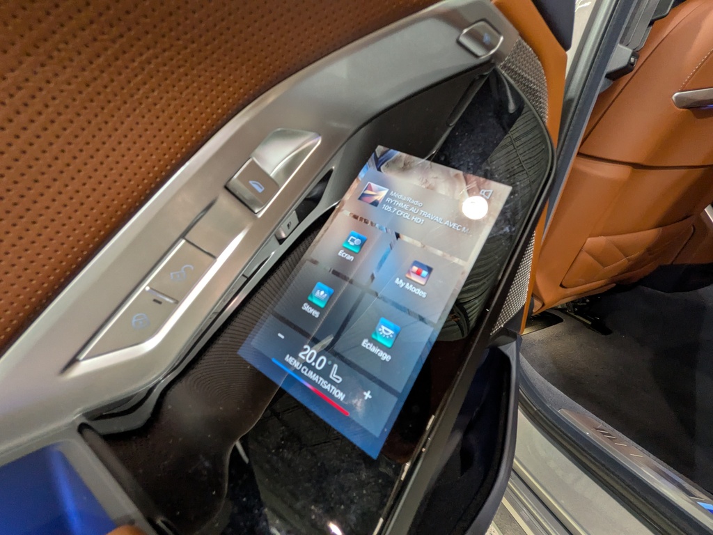 BMW i7 2023