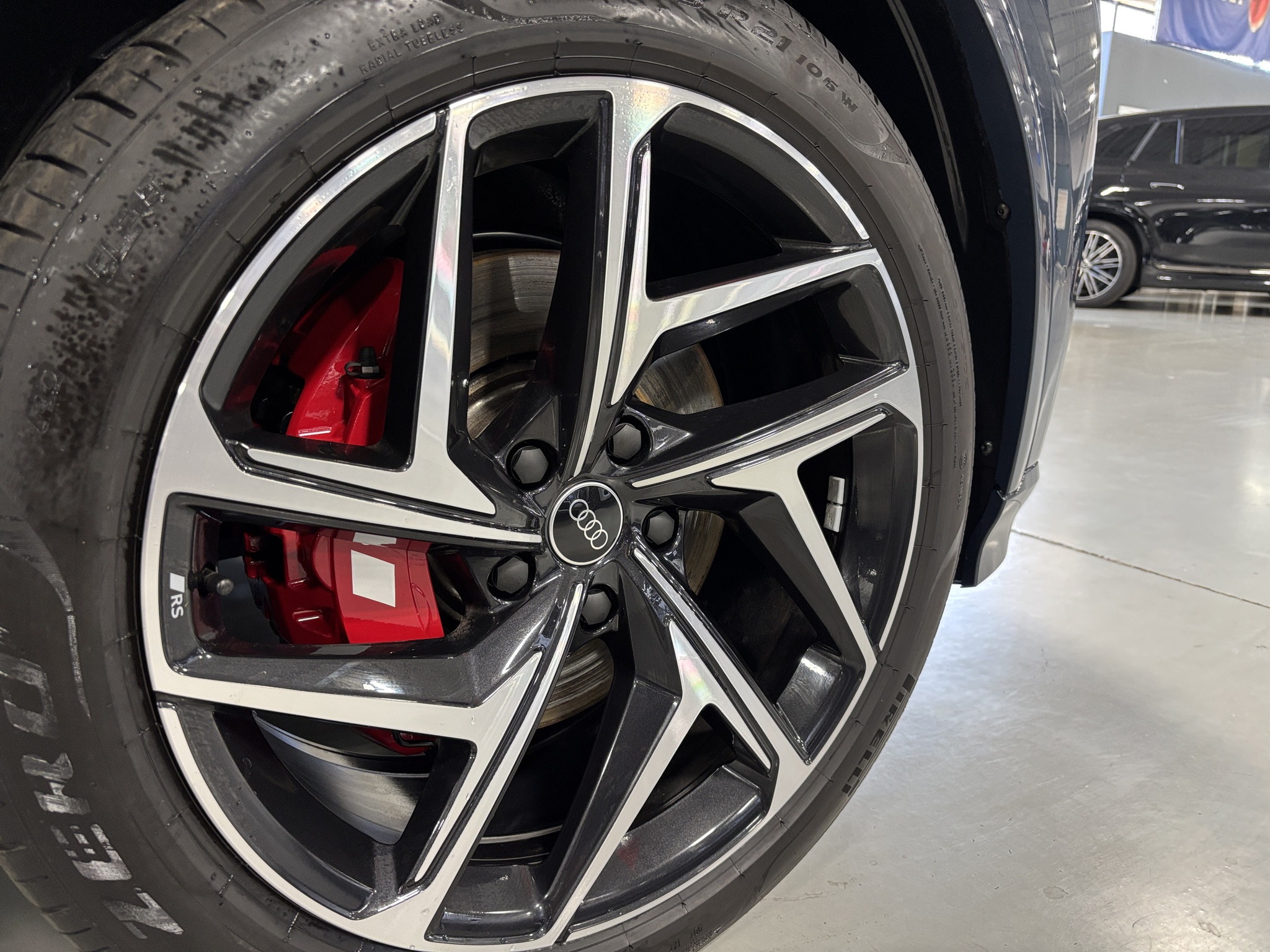 2025 Audi SQ6 e-tron