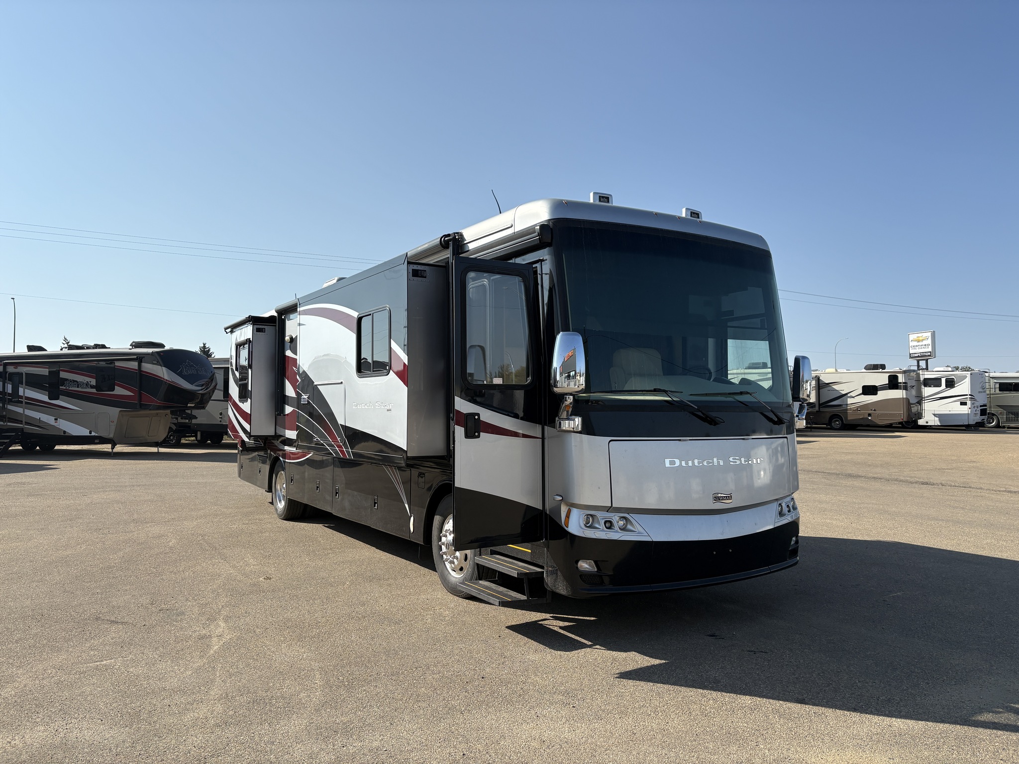 2011 Newmar Dutch Star