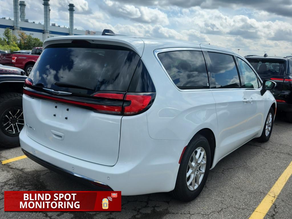 2023 Chrysler Pacifica