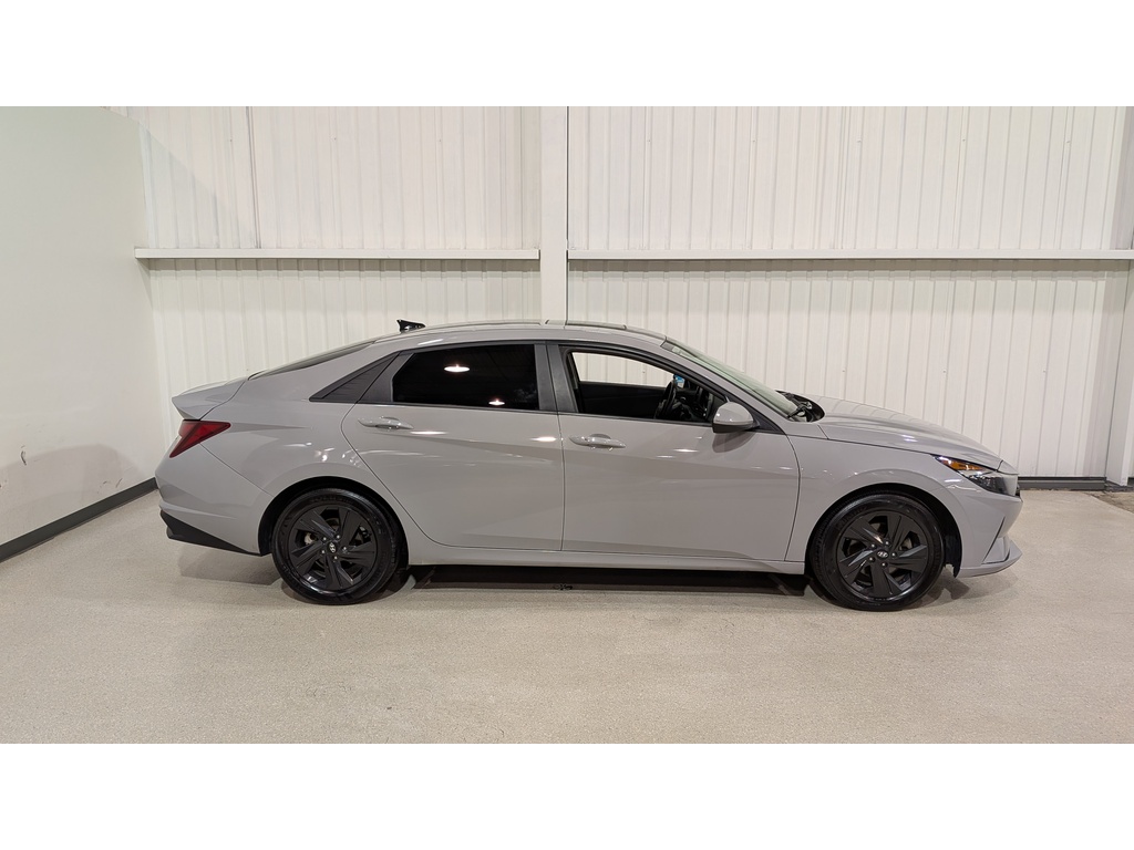 Hyundai Elantra 2022 Hyundai Elantra 2022