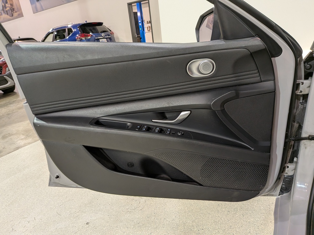 Hyundai Elantra 2022 Hyundai Elantra 2022