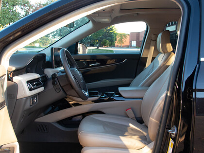 used 2021 Lincoln Nautilus car, priced at $30,900