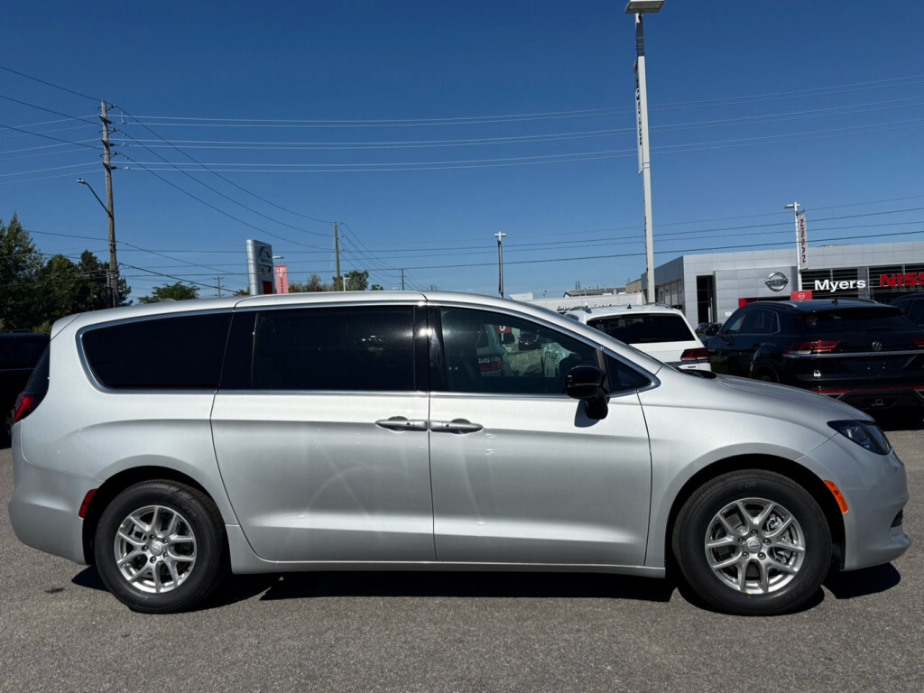 2026 Chrysler Pacifica