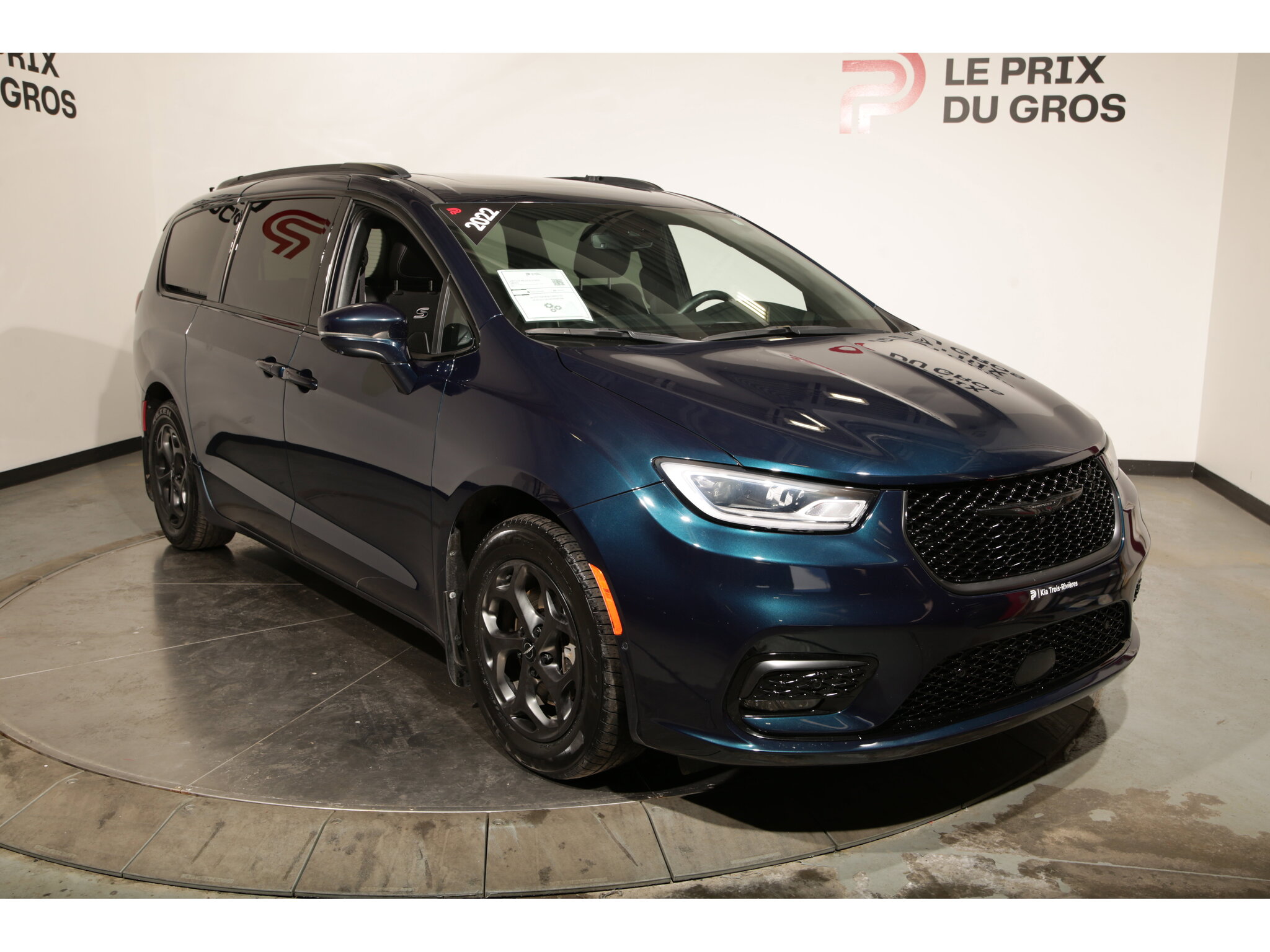 2022 Chrysler Pacifica Hybrid