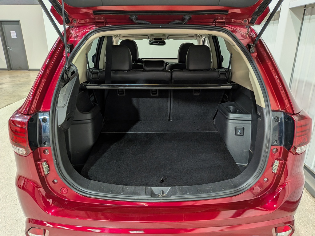 Mitsubishi Outlander PHEV 2020 Mitsubishi Outlander PHEV 2020