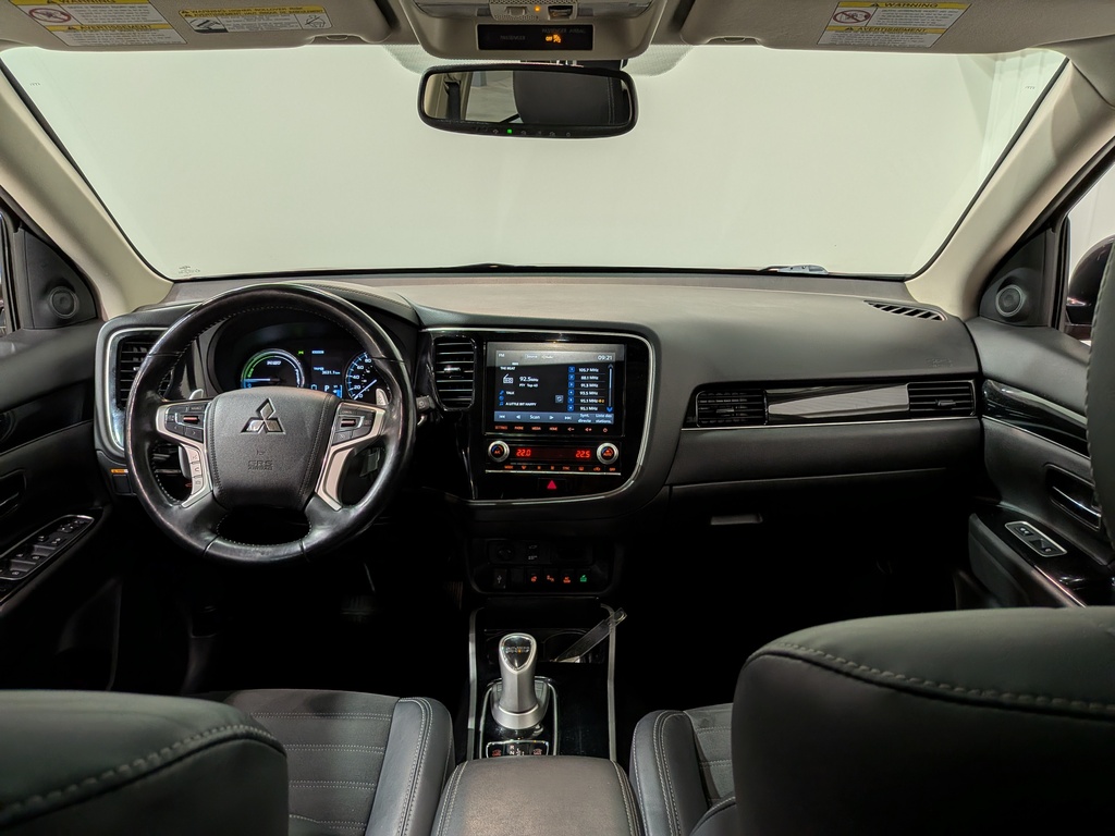 Mitsubishi Outlander PHEV 2020 Mitsubishi Outlander PHEV 2020