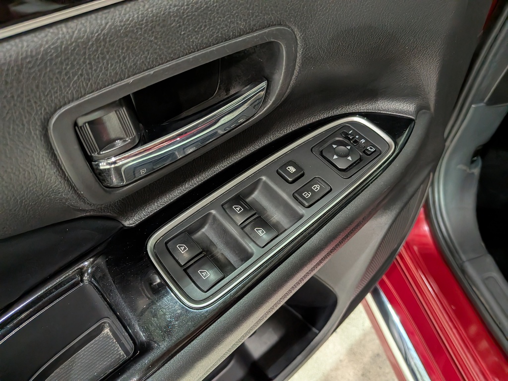 Mitsubishi Outlander PHEV 2020 Mitsubishi Outlander PHEV 2020