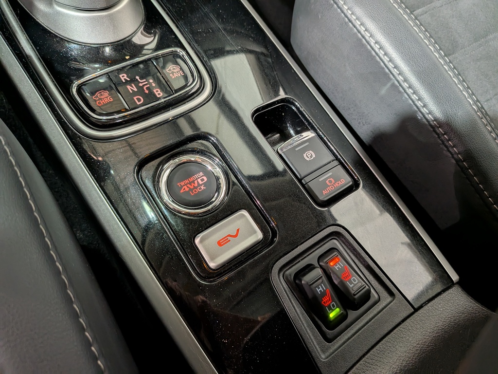 Mitsubishi Outlander PHEV 2020 Mitsubishi Outlander PHEV 2020