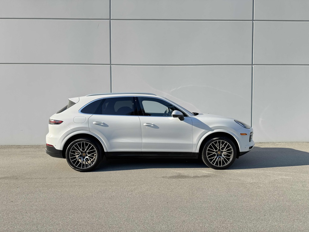 2022 Porsche Cayenne Clean carfax, with factory warranty; excellent con, 温哥华, 全款车