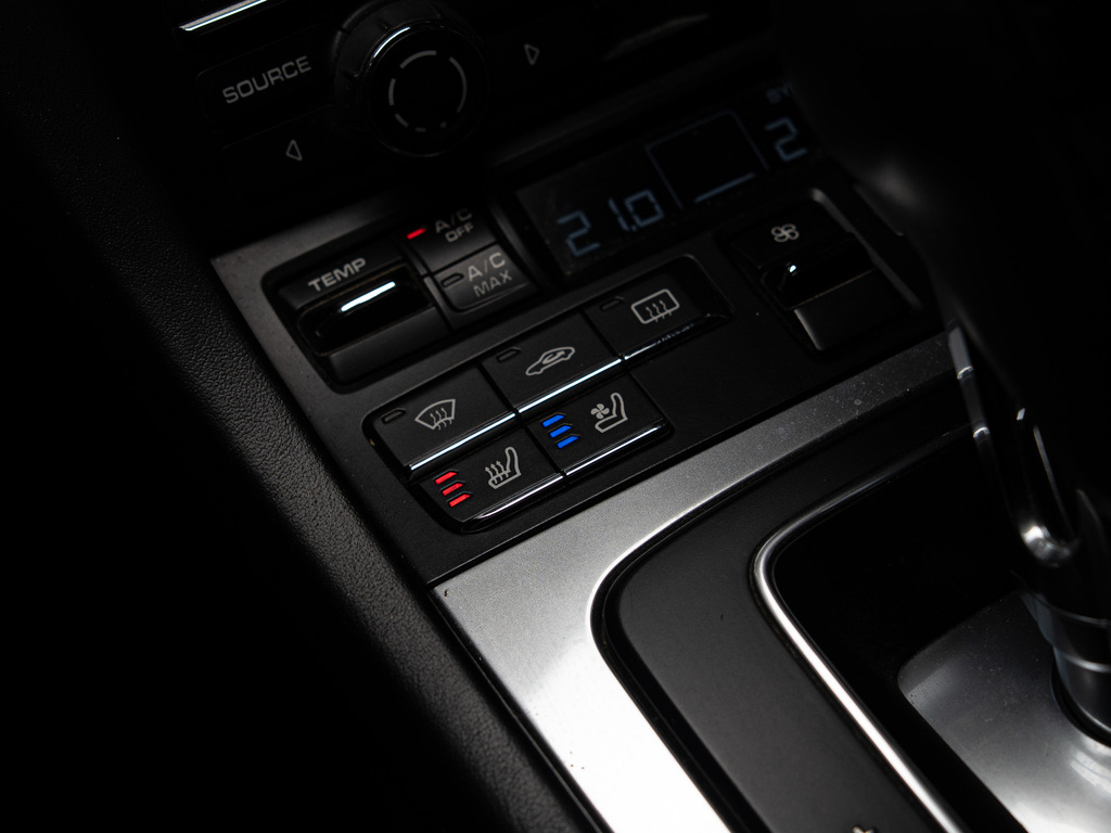 2014 Porsche 911 Carrera 4S, Toronto, Cash