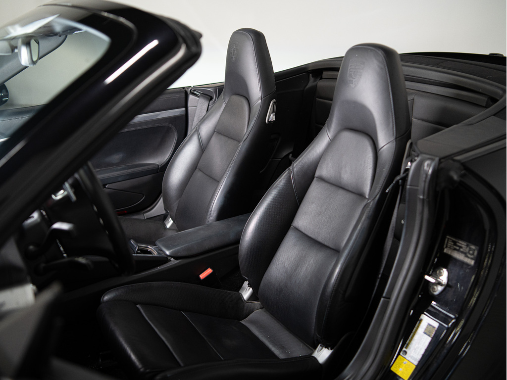 2014 Porsche 911 Carrera 4S, Toronto, Cash