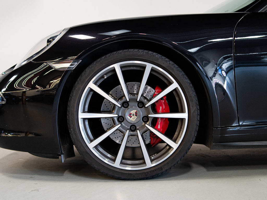 2014 Porsche 911 Carrera 4S, Toronto, Cash