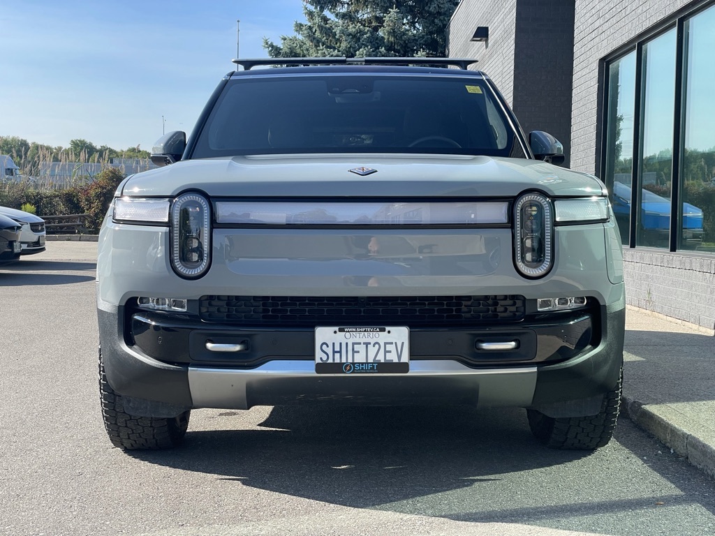 2024 Rivian R1S