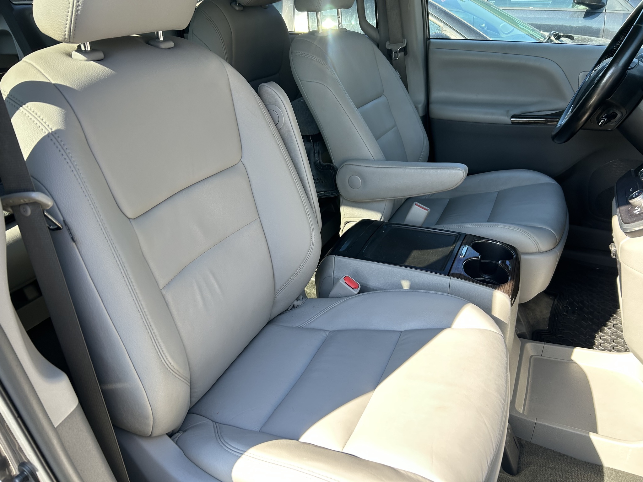 2016 Toyota Sienna