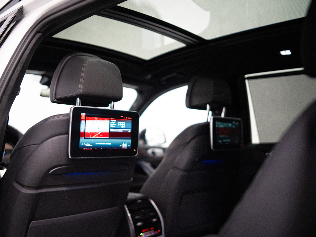 2020 BMW X7 M50i, Toronto, Cash