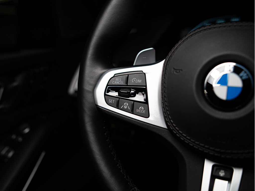 2020 BMW X7 M50i, Toronto, Cash