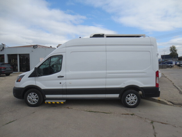 2022 Ford E-Transit Cargo Van
