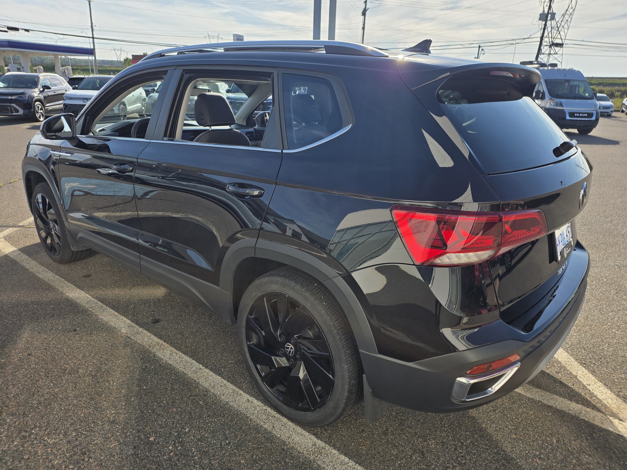 2023 Volkswagen Taos