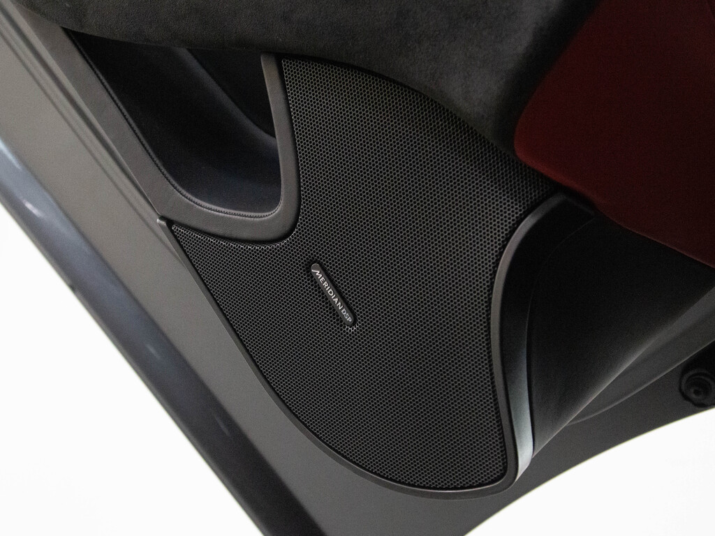 2012 Mclaren MP4-12C MERIDIAN DSP   NAV   RED INTERIOR   592 HORSEPOWER, Toronto, Cash