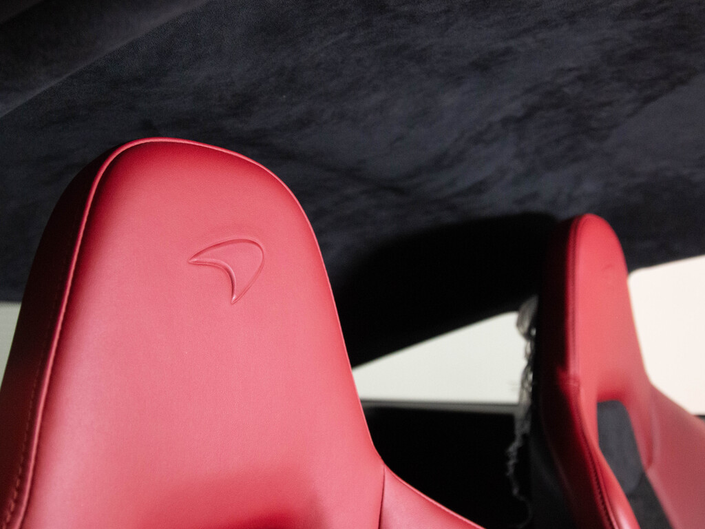 2012 Mclaren MP4-12C MERIDIAN DSP   NAV   RED INTERIOR   592 HORSEPOWER, Toronto, Cash