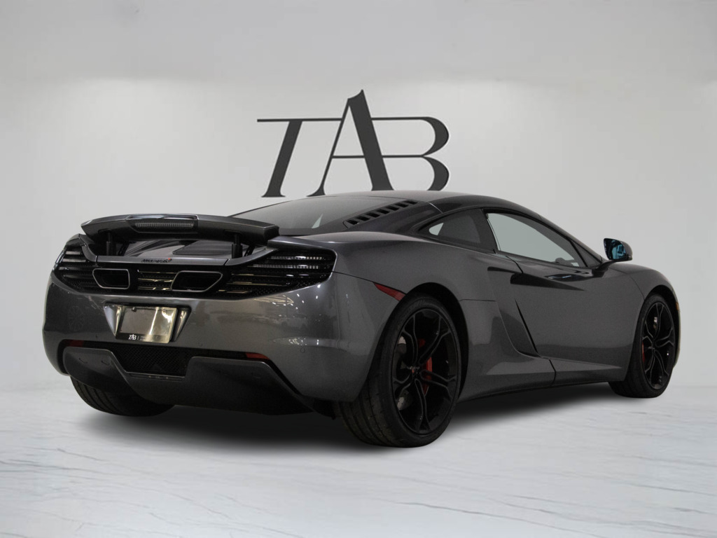 2012 Mclaren MP4-12C MERIDIAN DSP   NAV   RED INTERIOR   592 HORSEPOWER, Toronto, Cash