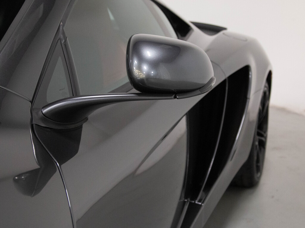 2012 Mclaren MP4-12C MERIDIAN DSP   NAV   RED INTERIOR   592 HORSEPOWER, Toronto, Cash