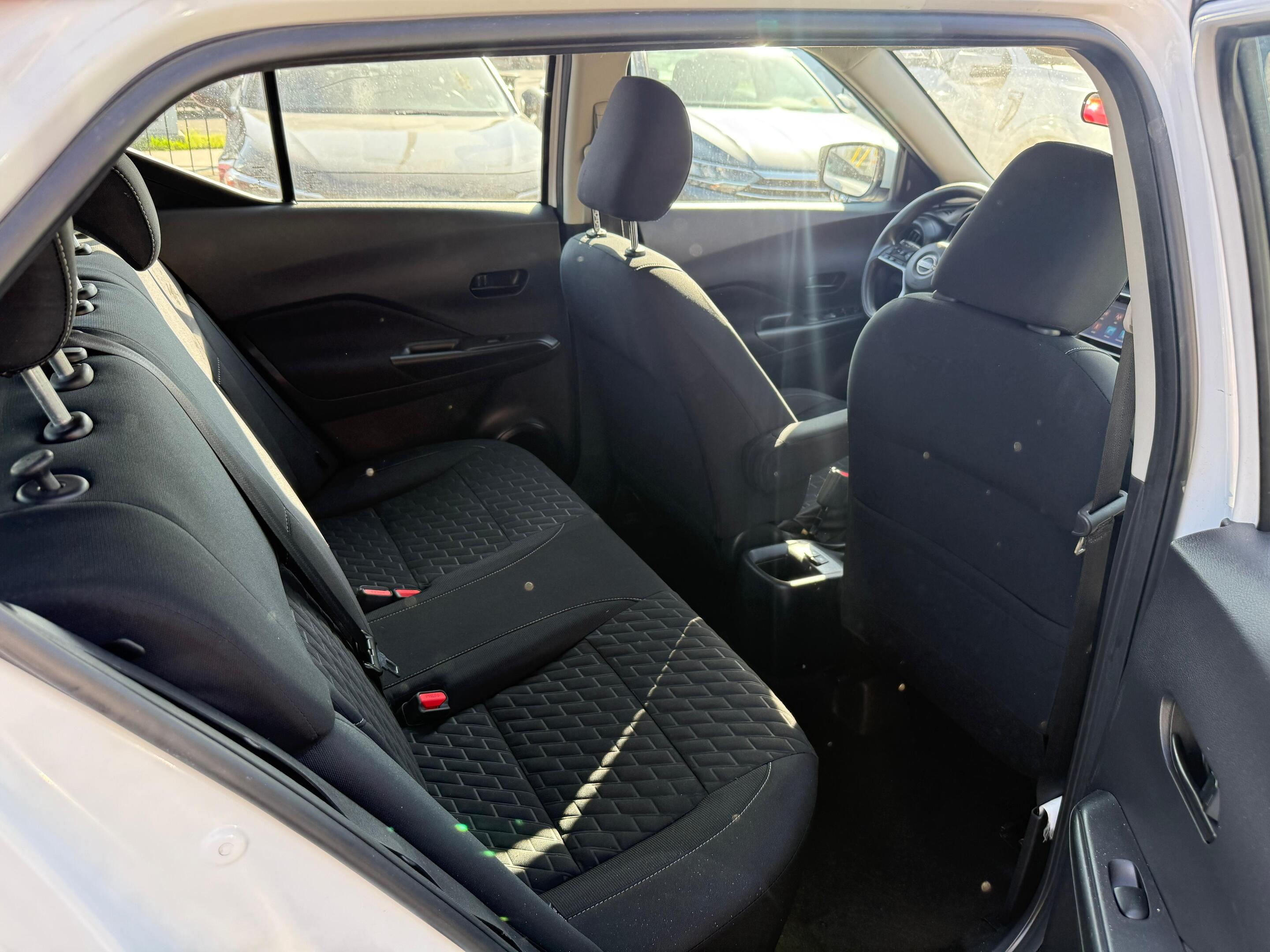 2022 Nissan Kicks — view 7