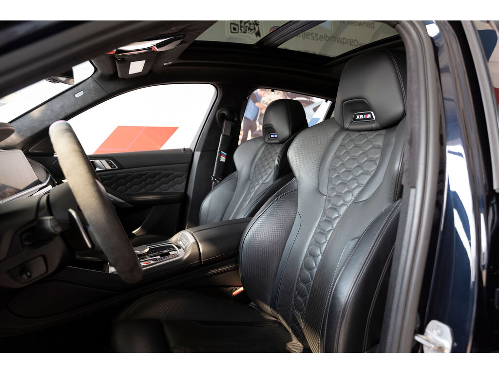 2021 BMW X6 M Competition, Vancouver, Cash