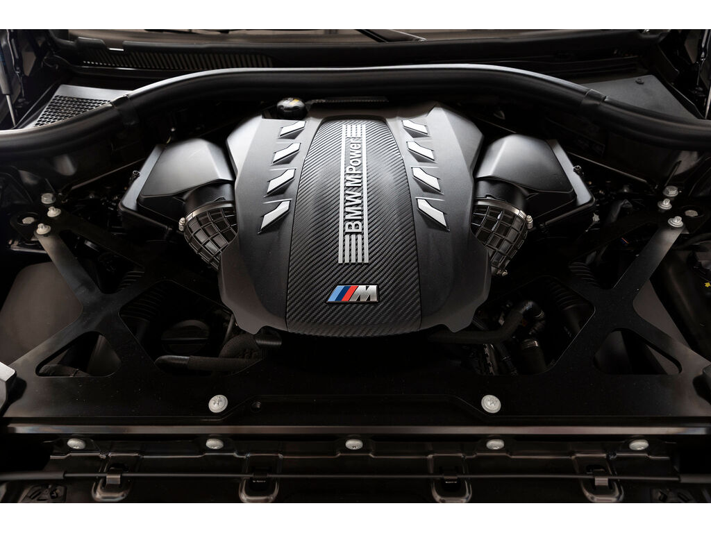 2021 BMW X6 M Competition, Vancouver, Cash