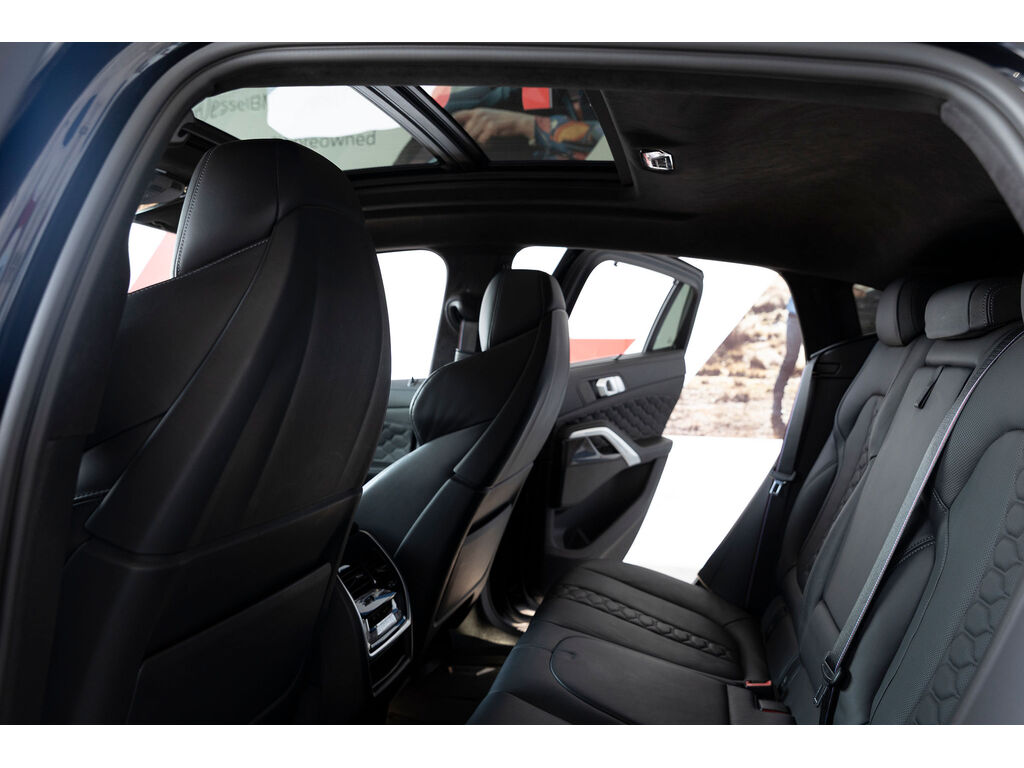 2021 BMW X6 M Competition, Vancouver, Cash