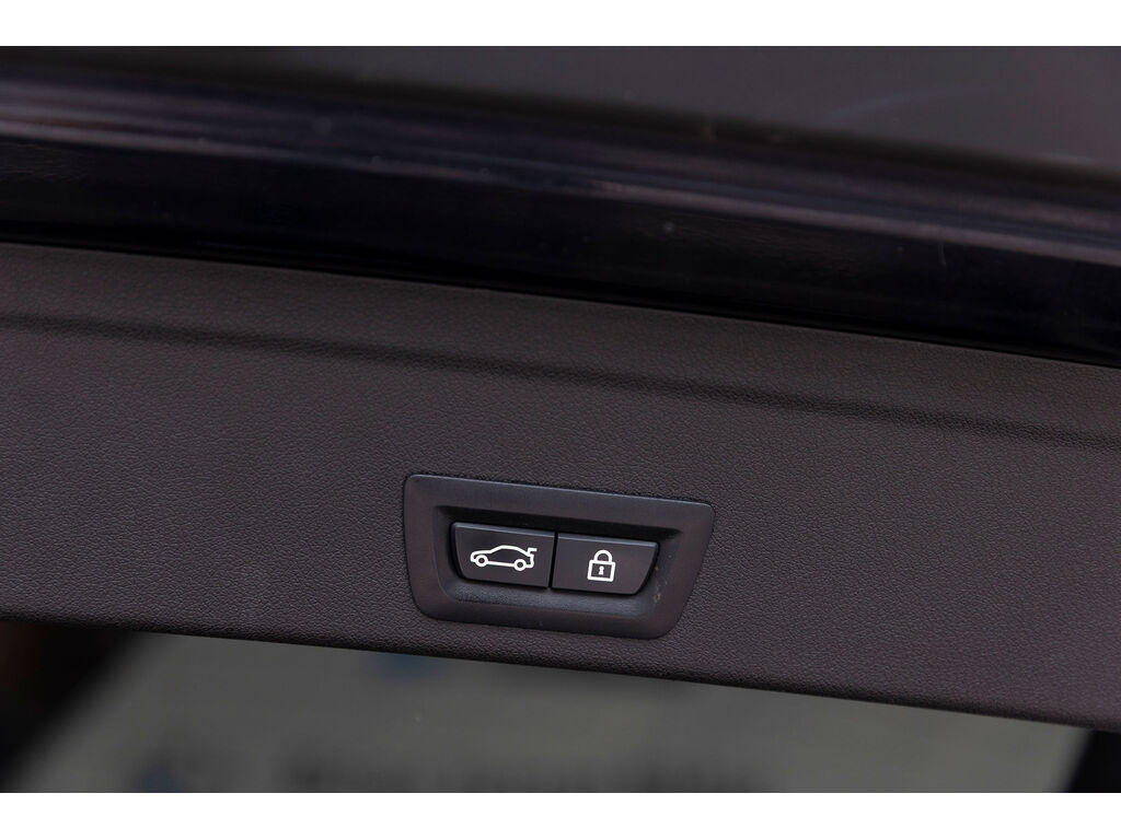 2021 BMW X6 M Competition, Vancouver, Cash