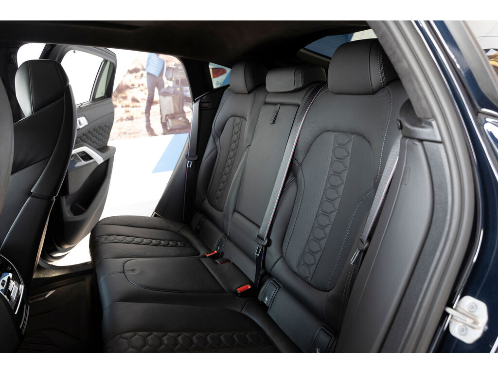 2021 BMW X6 M Competition, Vancouver, Cash