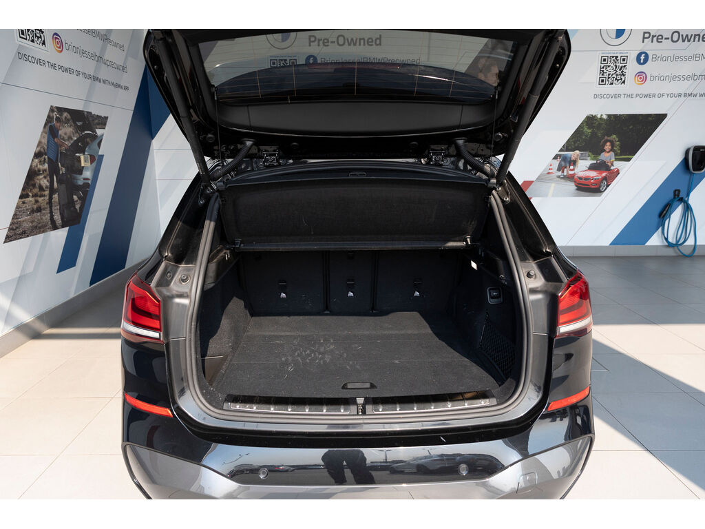 2021 BMW X1 xDrive28i, 温哥华, 全款车