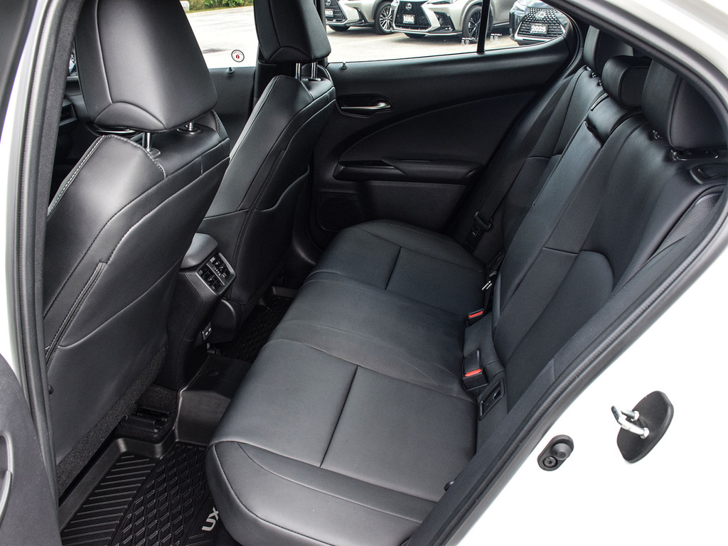 2023 Lexus UX 250h UX 250h, 多伦多, 全款车