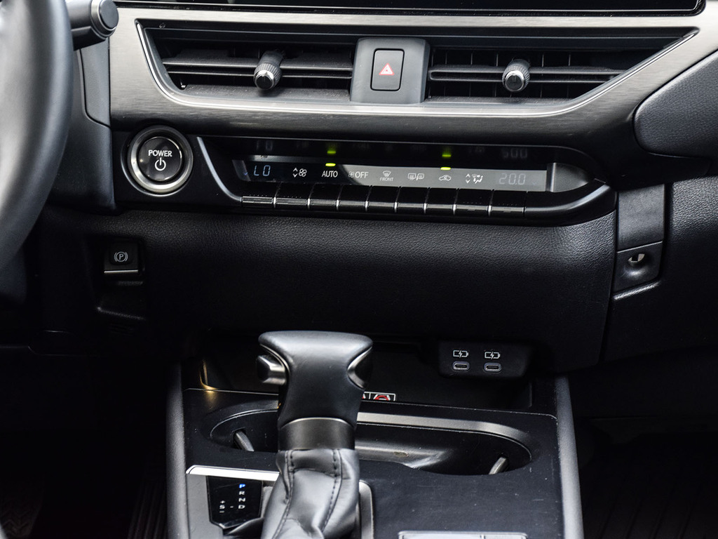 2023 Lexus UX 250h UX 250h, 多伦多, 全款车
