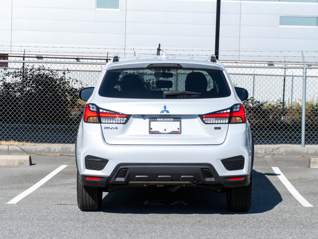 2024 Mitsubishi RVR » Company of Cars