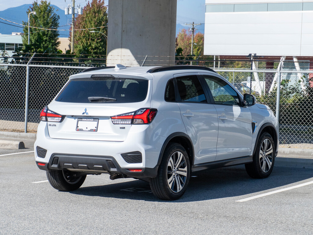 2024 Mitsubishi RVR » Company of Cars