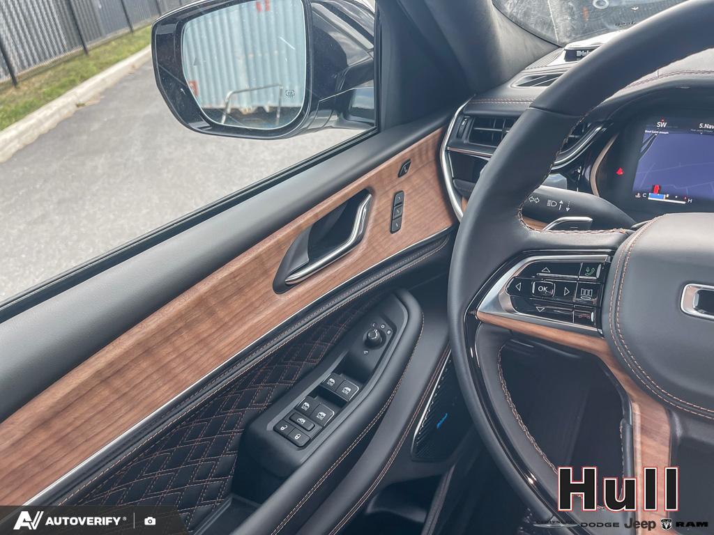 2025 Jeep Grand Cherokee Summit Reserve, Toronto, Cash