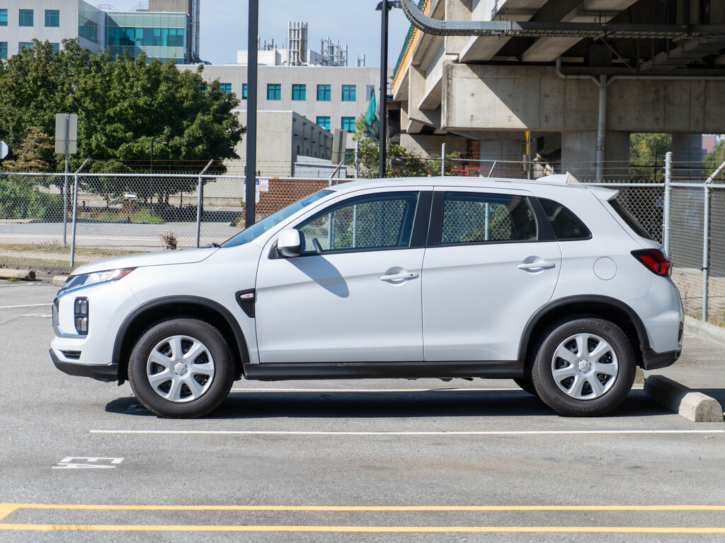 2024 Mitsubishi RVR » Company of Cars