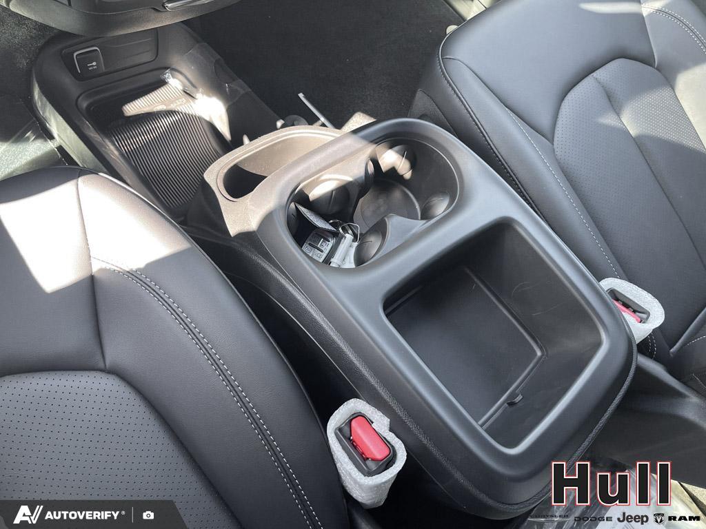 2026 Chrysler Grand Caravan SXT, Toronto, Cash