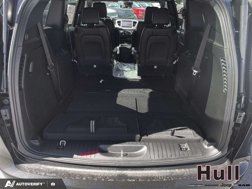 2026 Chrysler Grand Caravan SXT, Toronto, Cash